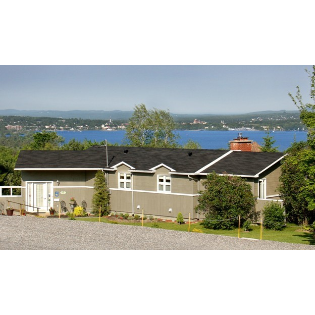 Auberge Aux Deux Pères | 680 Chemin des Pères, Magog, QC J1X 7Y5, Canada | Phone: (819) 769-3115