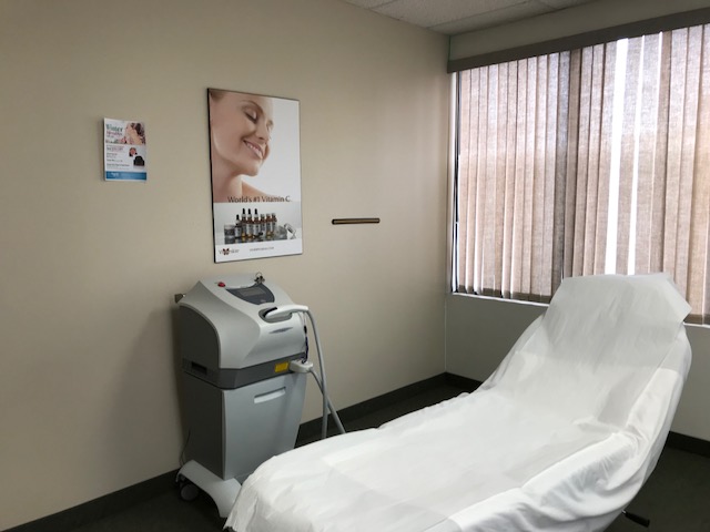 LightTouch Med Spa Waterloo/Kitchener | 151 Frobisher Drive Suite# E119, Waterloo, ON N2V 2C9, Canada | Phone: (226) 972-9215