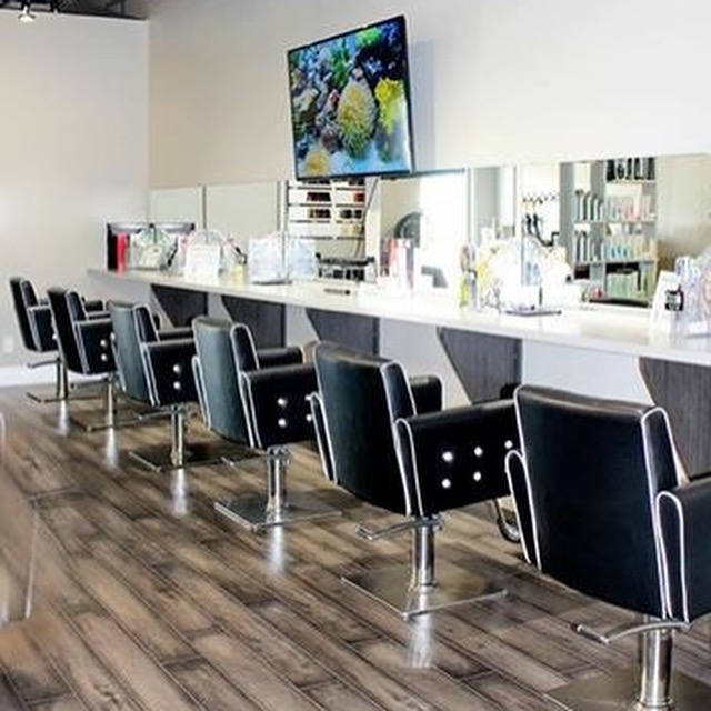 On Point Coiffure | 3746 Innes Rd, Orléans, ON K1W 0C8, Canada | Phone: (613) 837-3838