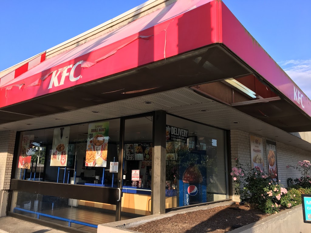 KFC | 2255 Lonsdale Ave, North Vancouver, BC V7M 2K8, Canada | Phone: (604) 984-9013