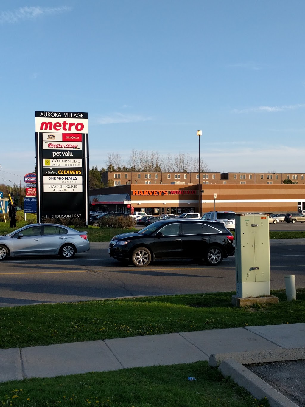 Aurora Village Plaza | 1 Henderson Dr, Aurora, ON L4G 4J7, Canada | Phone: (416) 256-4434