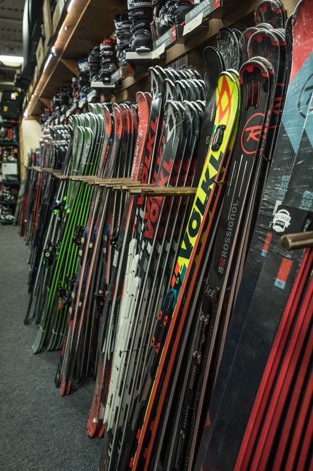 Ski Shop Rive-Sud | 4275 Chemin de Chambly, Saint-Hubert, QC J3Y 3M7, Canada | Phone: (450) 445-4916