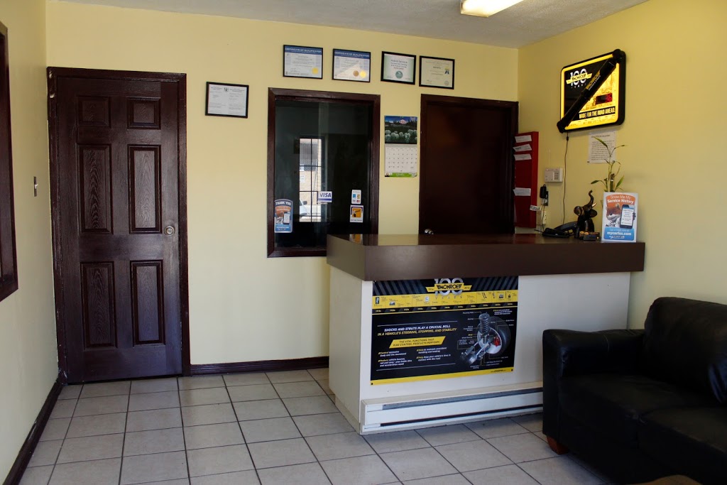 Daves Auto Service | 49 McIntyre Pl #18, Kitchener, ON N2R 1G3, Canada | Phone: (519) 896-6363