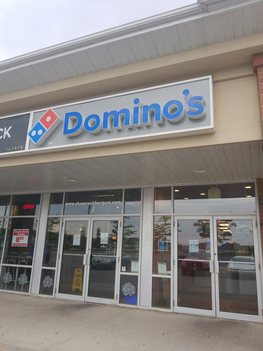 Dominos Pizza | 200 Carnwith Dr E, Whitby, ON L1M 0A1, Canada | Phone: (905) 655-5855