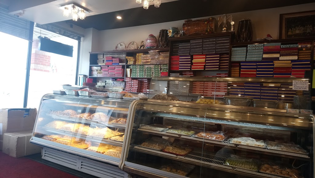 Standard Sweets & Restaurant | 200 County Ct Blvd, Brampton, ON L6W 4K7, Canada | Phone: (905) 450-0306