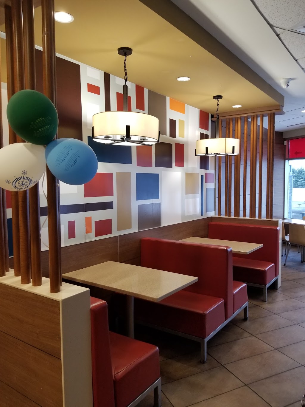 McDonalds | 2766 Boulevard Talbot, Stoneham-et-Tewkesbury, QC G3C 1K1, Canada | Phone: (418) 848-3838