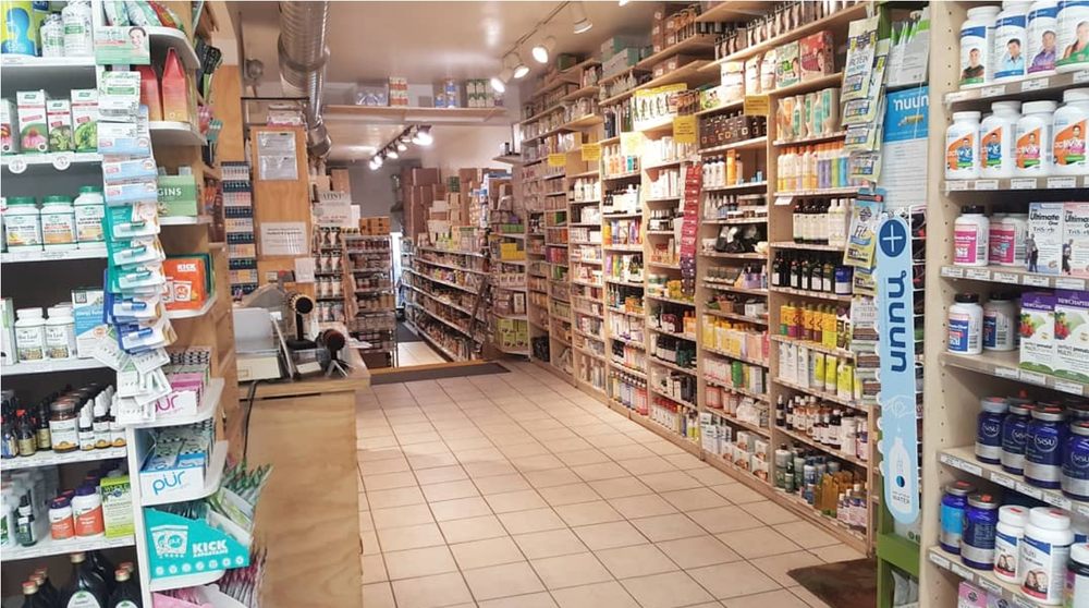 Beaches Natural Foods | 1947 Queen St E, Toronto, ON M4L 1H7, Canada | Phone: (416) 698-8805