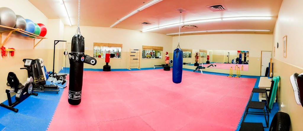 Dogym | 5733 Rue Sherbrooke Ouest, Montréal, QC H4A 1W9, Canada | Phone: (514) 488-1590