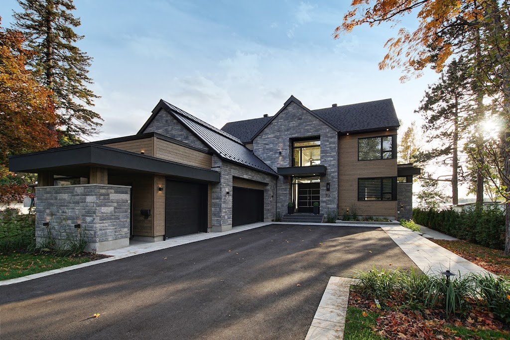 Les Constructions Raymond et Fils | 14243 Bd du Curé-Labelle, Mirabel, QC J7J 1M2, Canada | Phone: (450) 979-4847