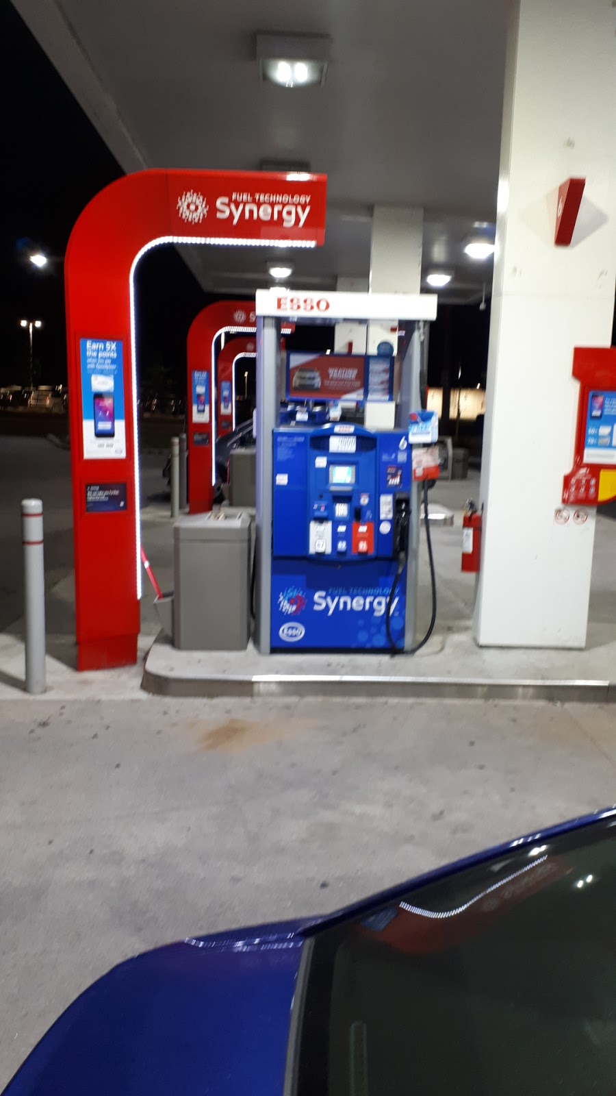 ESSO CIRCLE K | 917 Upper James St, Hamilton, ON L9C 3A3, Canada | Phone: (905) 538-4685