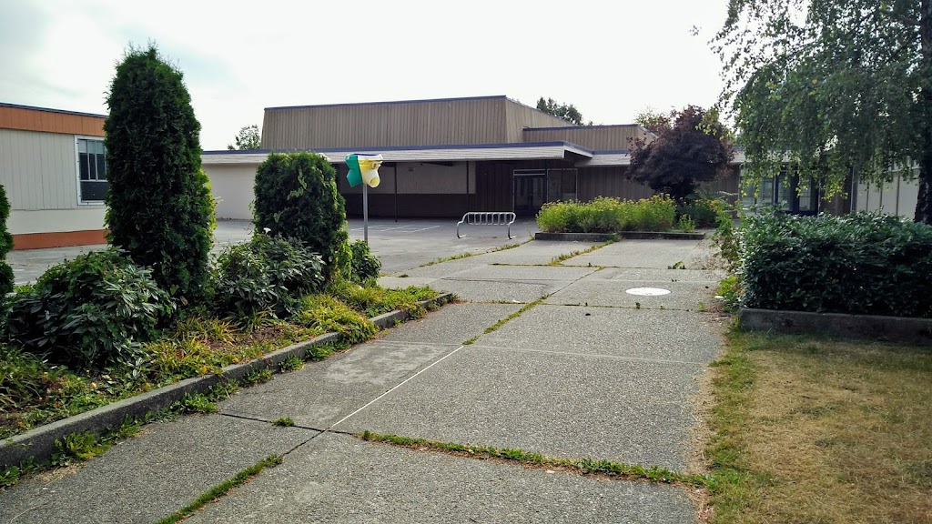 Dr. H. N. MacCorkindale Elementary School | 6100 Battison St, Vancouver, BC V5S 3M8, Canada | Phone: (604) 713-4775