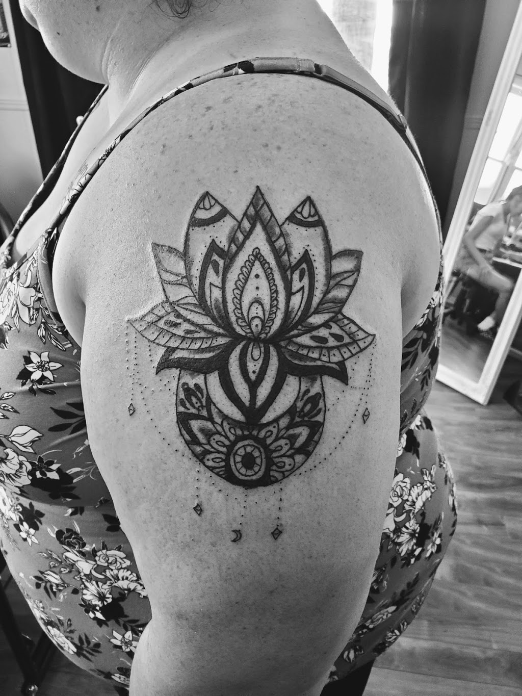 The Rooted Lotus Tattoo Parlour | 101 Mitton St S, Sarnia, ON N7T 3C5, Canada | Phone: (226) 349-1265