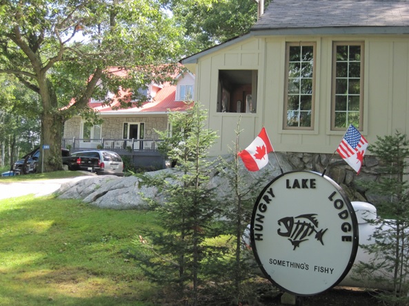 Hungry Lake Lodge | 2283 Hungry Bay Rd, Central Frontenac, ON K0H 1B0, Canada | Phone: (613) 335-5716