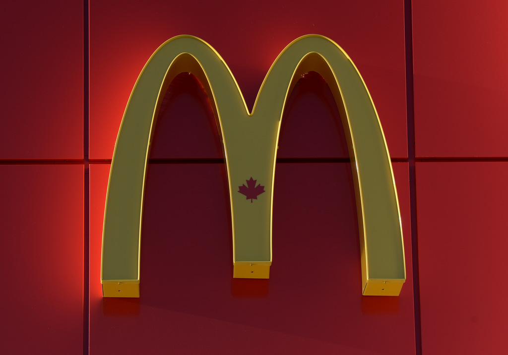 McDonalds | 224 Avenue Joseph Casavant, Québec, QC G1C 7Z3, Canada | Phone: (418) 661-4814