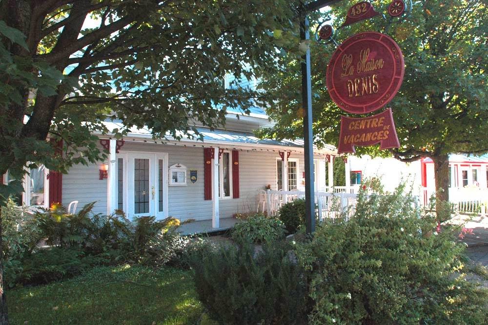 La Maison Denis | 432 Rue Saint Paul, Saint-Ubalde, QC G0A 4L0, Canada | Phone: (418) 277-2330