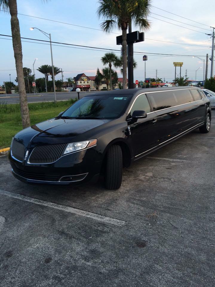 Limousines Marilou | 514 Boul. Louis-XIV, Québec, QC G1H 4N9, Canada | Phone: (418) 717-0379