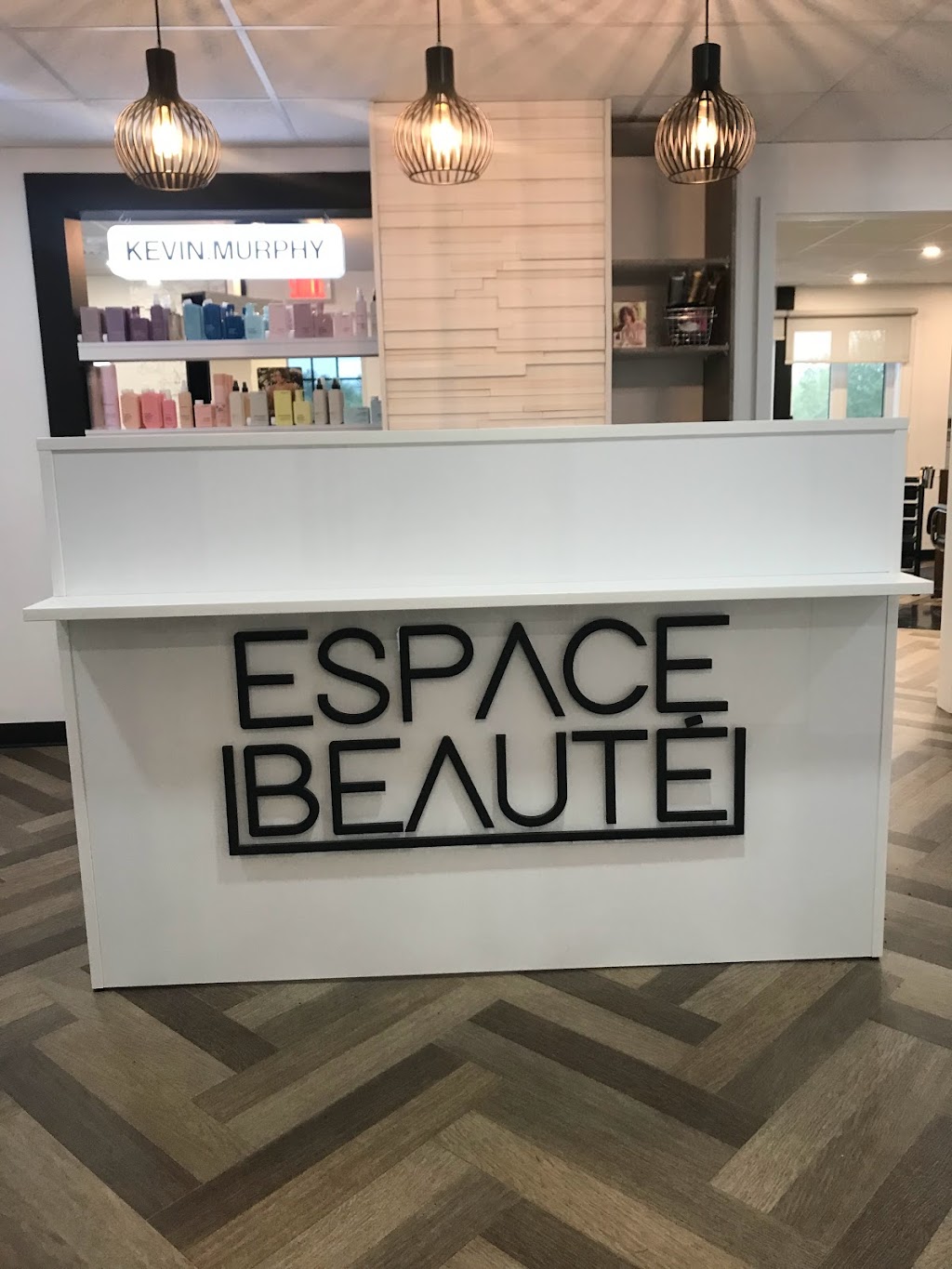Espace Beaute | 10500 1ᴱ Avenue, Saint-Georges, QC G5Y 2C1, Canada | Phone: (418) 226-0922