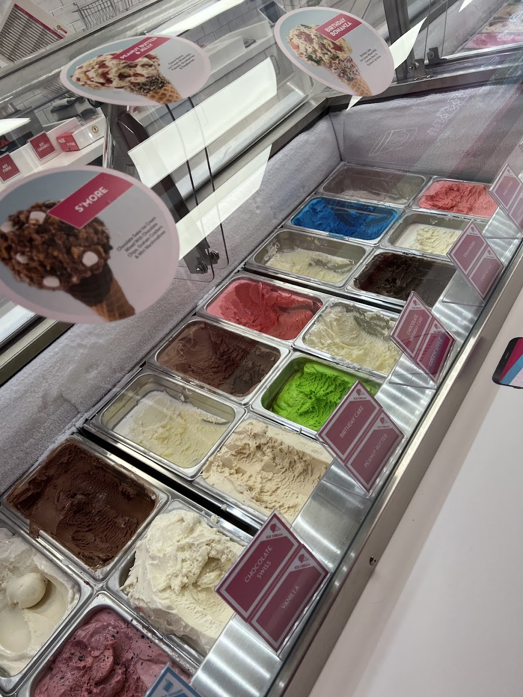 Marble Slab Creamery | 1440 52 St NE unit 168, Calgary, AB T2A 4T8, Canada | Phone: (587) 888-3949