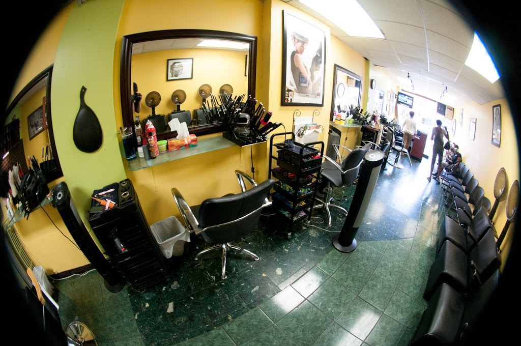 Nadines Hair Studio | 1562 Eglinton Ave W, York, ON M6E 2G8, Canada | Phone: (416) 781-3065