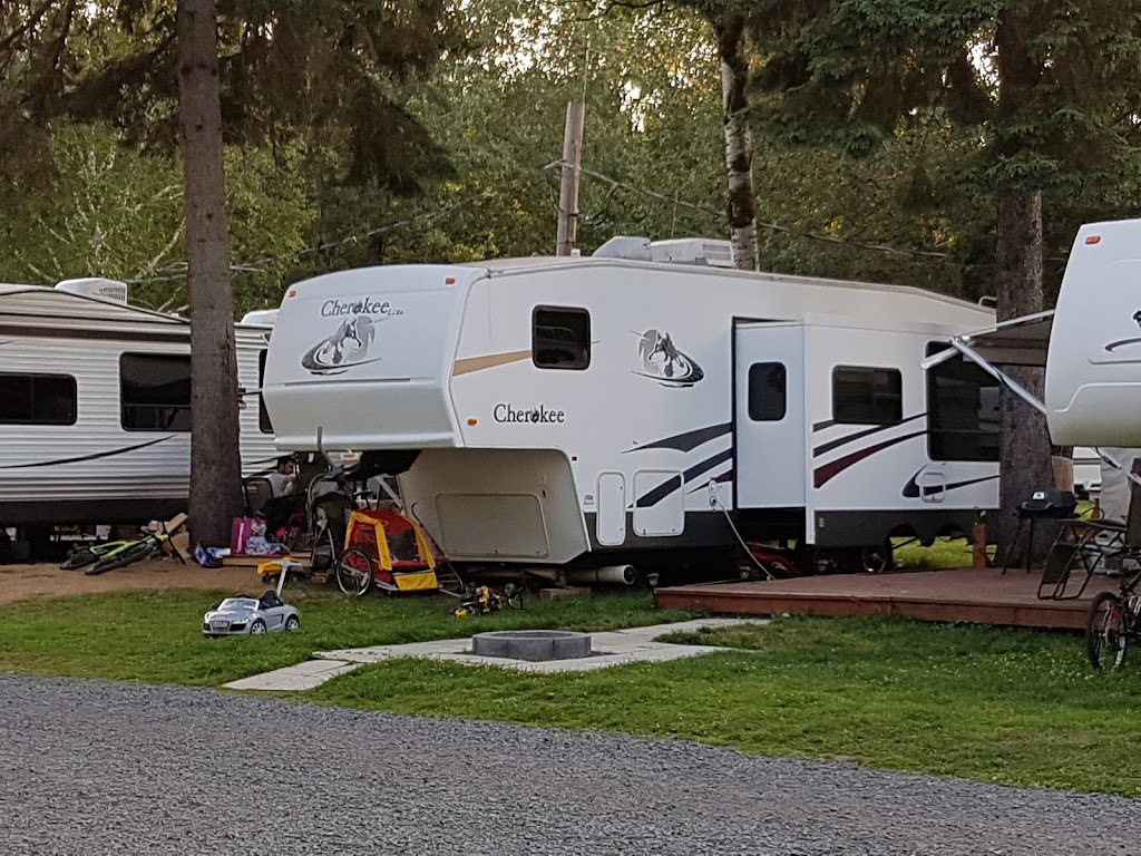 camping base plein air st-nazaire | 61 QC-172, Lac-Saint-Jean-Est, QC G0W 2V0, Canada | Phone: (418) 662-5004