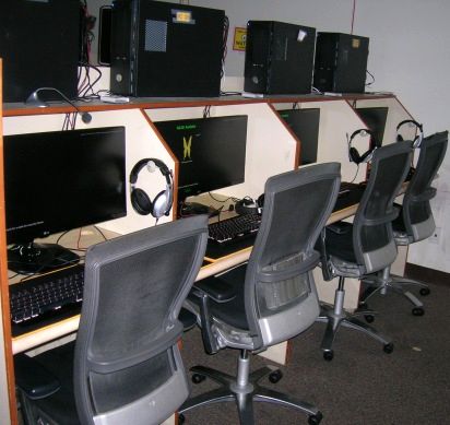 Smart Access Internet Cafe | 225 Wellesley St E Unit 14, Toronto, ON M4X 1X8, Canada | Phone: (416) 925-5104