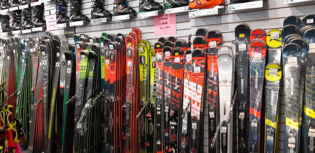 Corbetts Ski + Snowboard | 120 Speers Rd, Oakville, ON L6K 2E7, Canada | Phone: (905) 845-1561