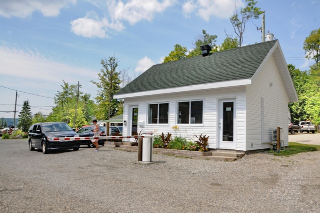 Camping Lac Magog | 7255 Chemin Blanchette, Sherbrooke, QC J1N 0C7, Canada | Phone: (819) 864-4401