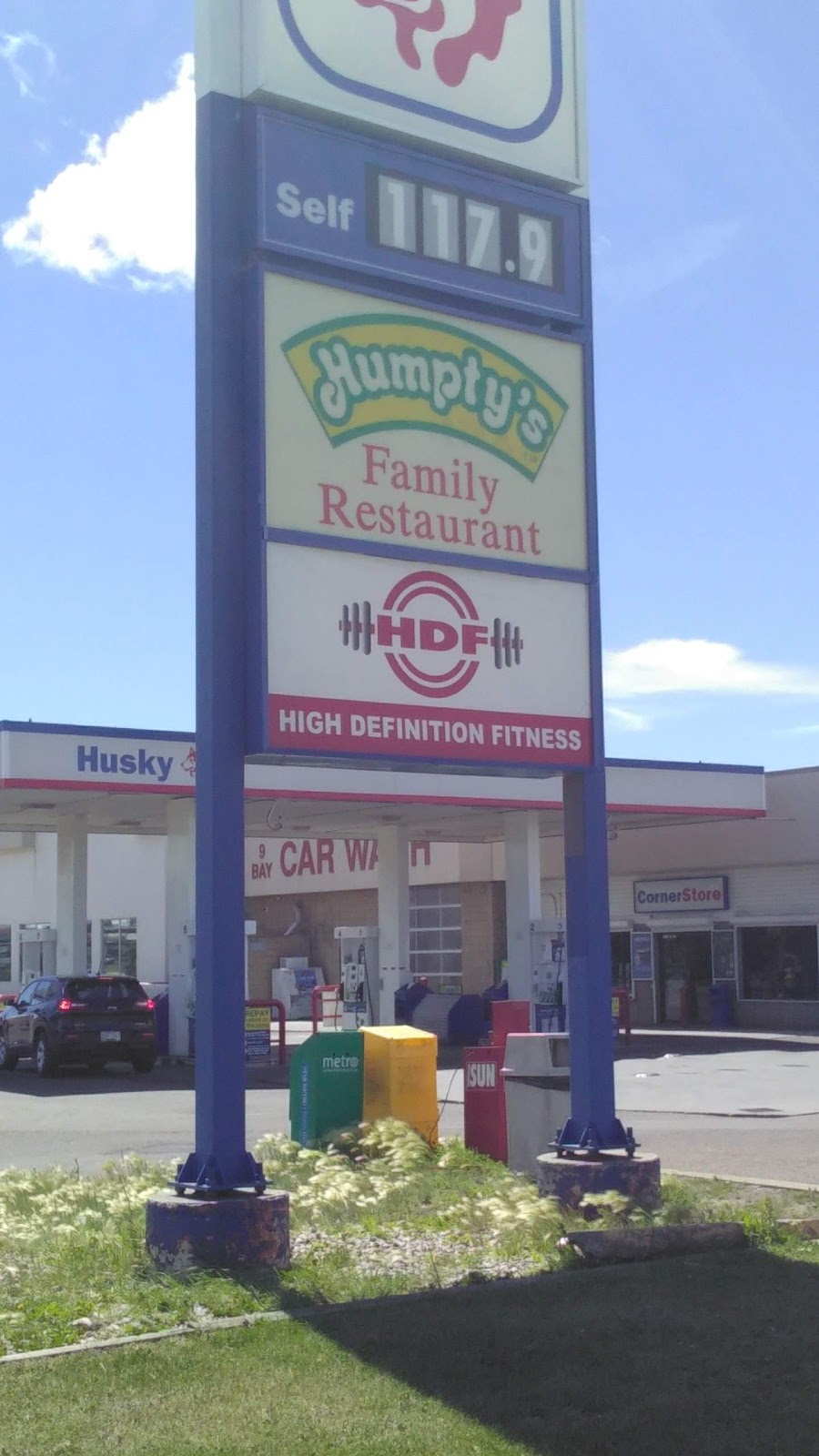 Humptys | 5011 130 Ave NW, Edmonton, AB T5A 3L7, Canada | Phone: (403) 269-7644