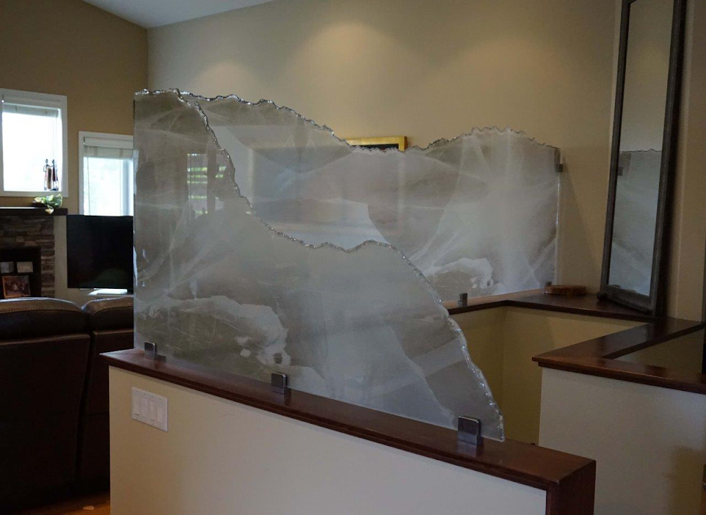 Security Glass Ltd | 115 Plymouth St, Winnipeg, MB R2X 2T3, Canada | Phone: (204) 774-9669