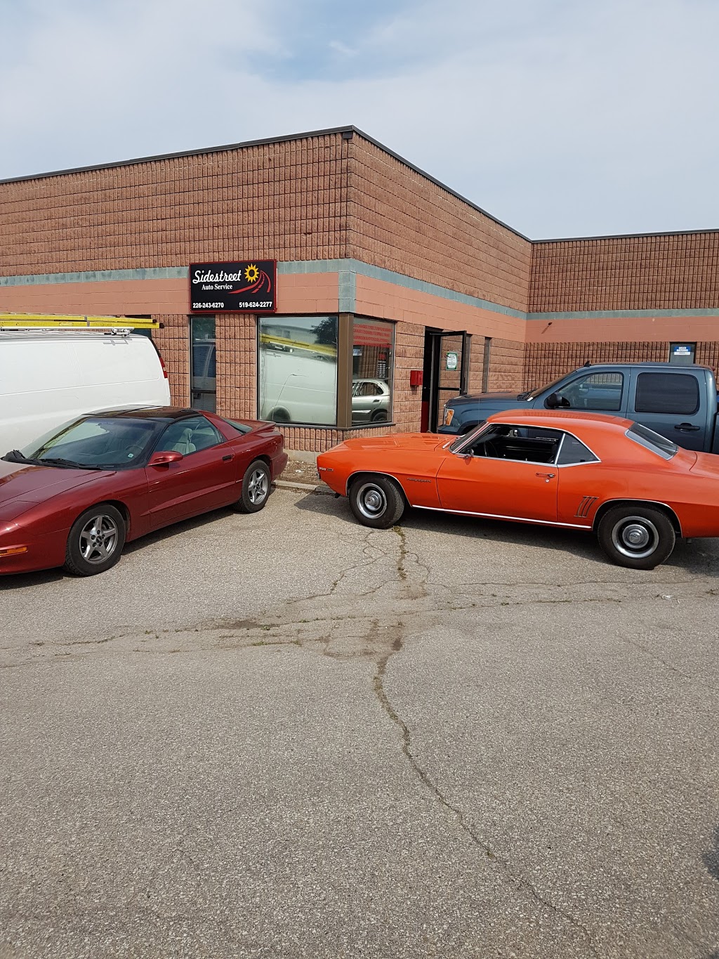 Sidestreet Auto Service | 53 Cowansview Rd, Cambridge, ON N1R 7L2, Canada | Phone: (519) 624-2277