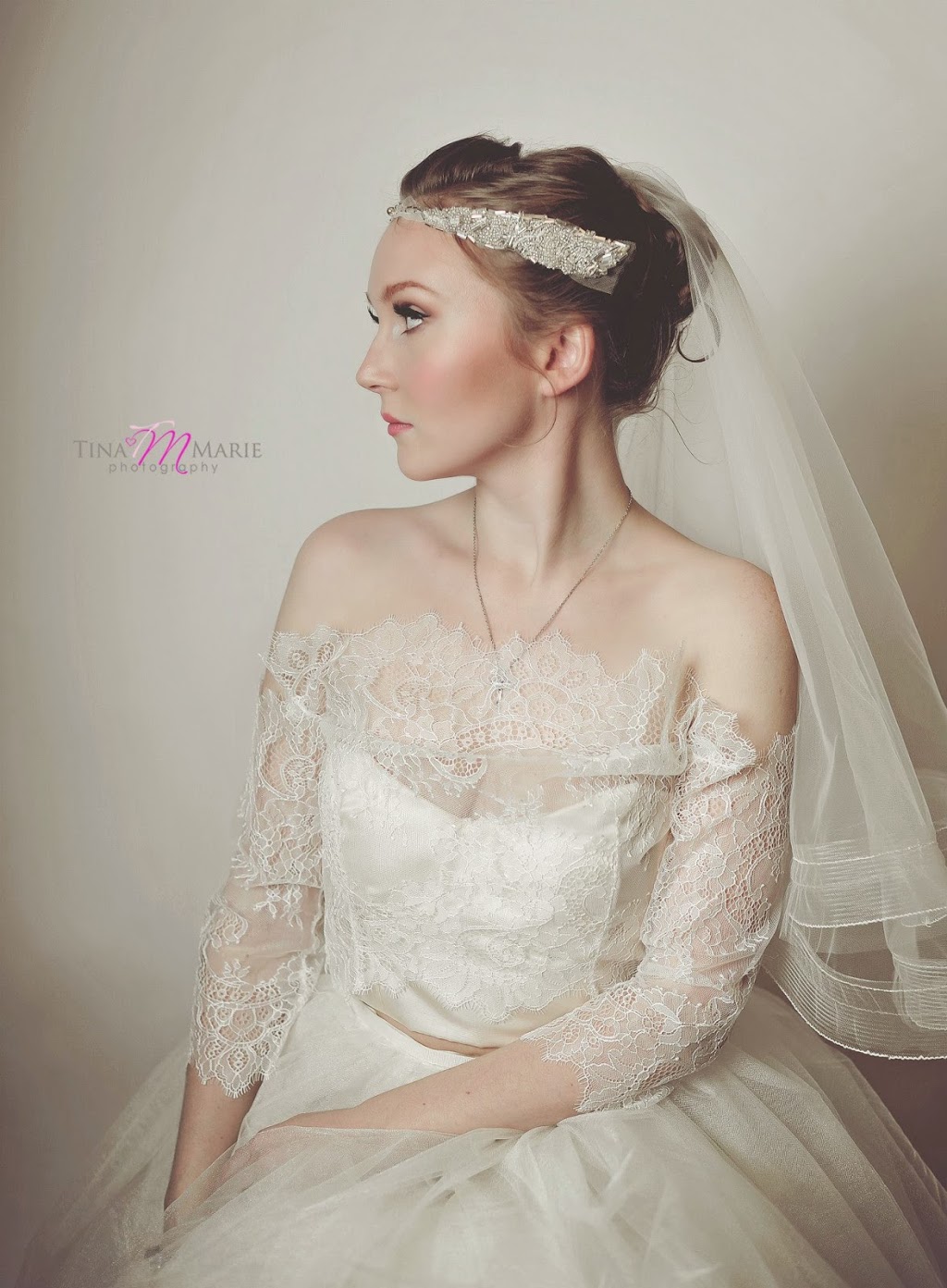 Rose Red Bridal Designs Veils and Accessories | 32 Grand View Ln, Bellingham, WA 98229, USA | Phone: (907) 223-6135