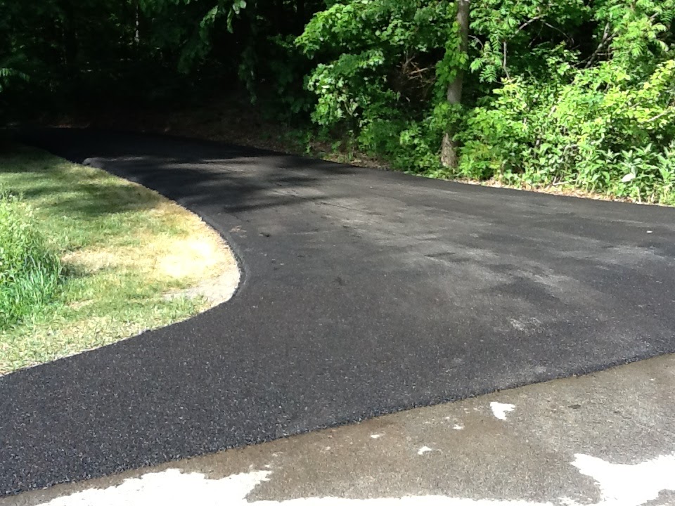 Ace Paving Company of WNY | 28 Cadman Dr, Williamsville, NY 14221, USA | Phone: (716) 683-1333