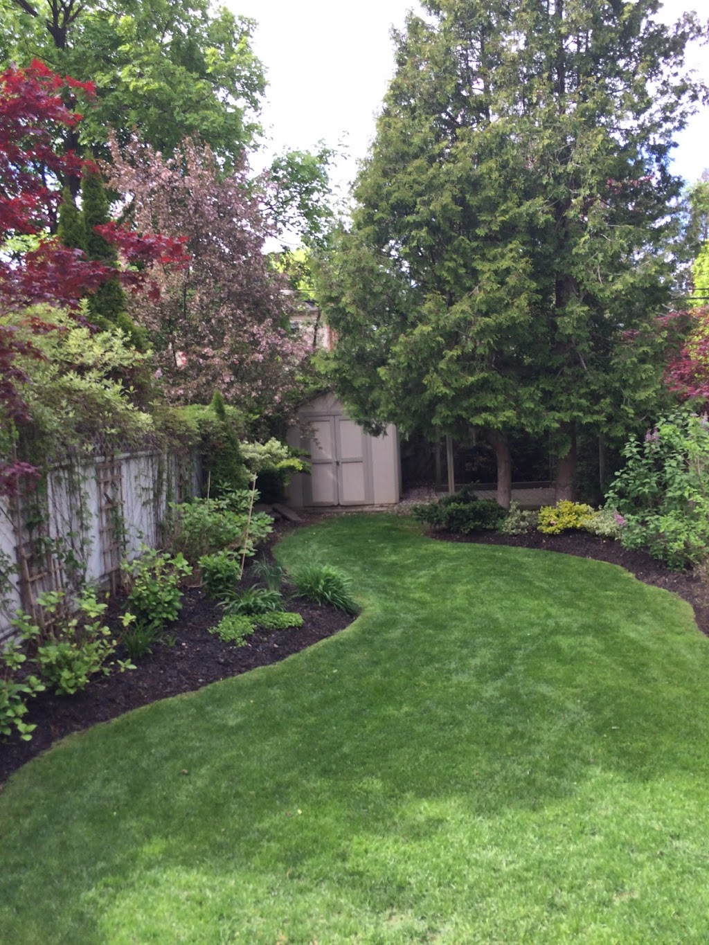 A Womans Touch Landscaping | 19 Delano Pl, Scarborough, ON M1N 1M3, Canada | Phone: (416) 427-3367