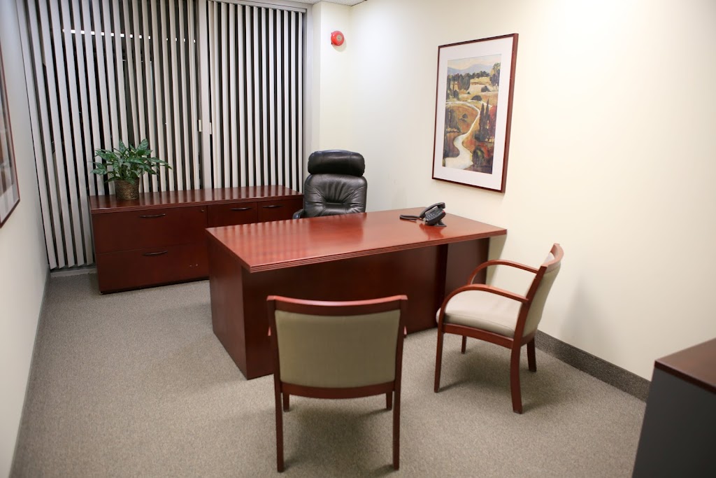 Global Prime Office Toronto Airport | 5925 Airport Rd, Mississauga, ON L4V 1W1, Canada | Phone: (905) 672-1200