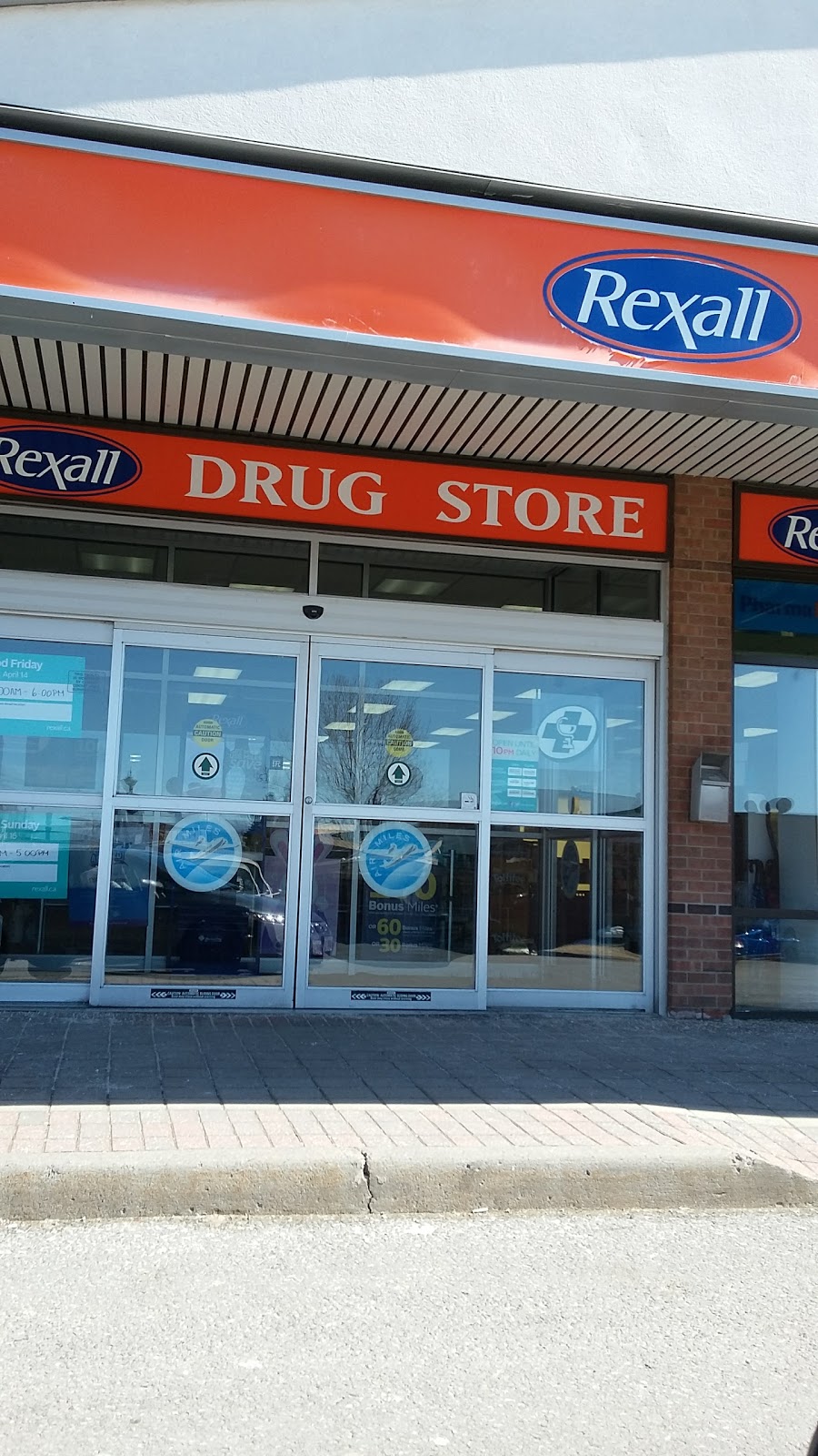 Rexall Drugstore | 1160 Beaverwood Rd, Manotick, ON K4M 1A3, Canada | Phone: (613) 692-2424