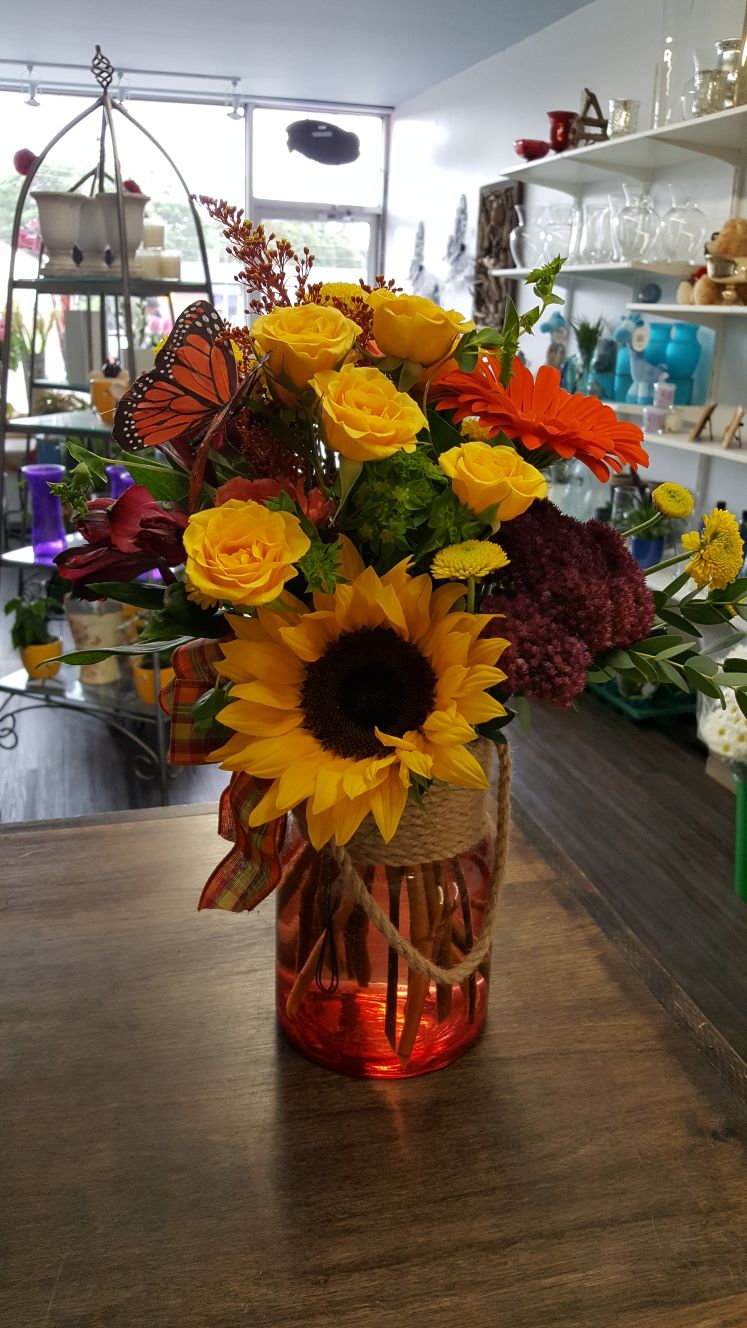 DVine Flowers & Gifts | 124 Ellesmere Rd, Scarborough, ON M1R 4C4, Canada | Phone: (416) 480-9463