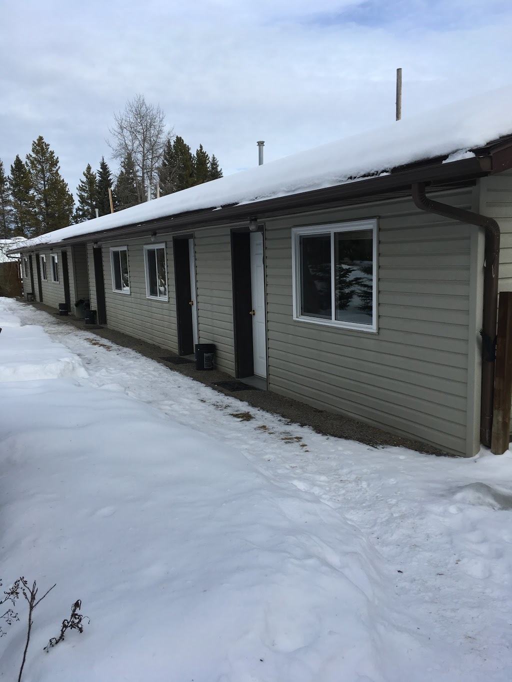 Tay River Motel | 5 Boundary Blvd, Caroline, AB T0M 0M0, Canada | Phone: (403) 722-2631