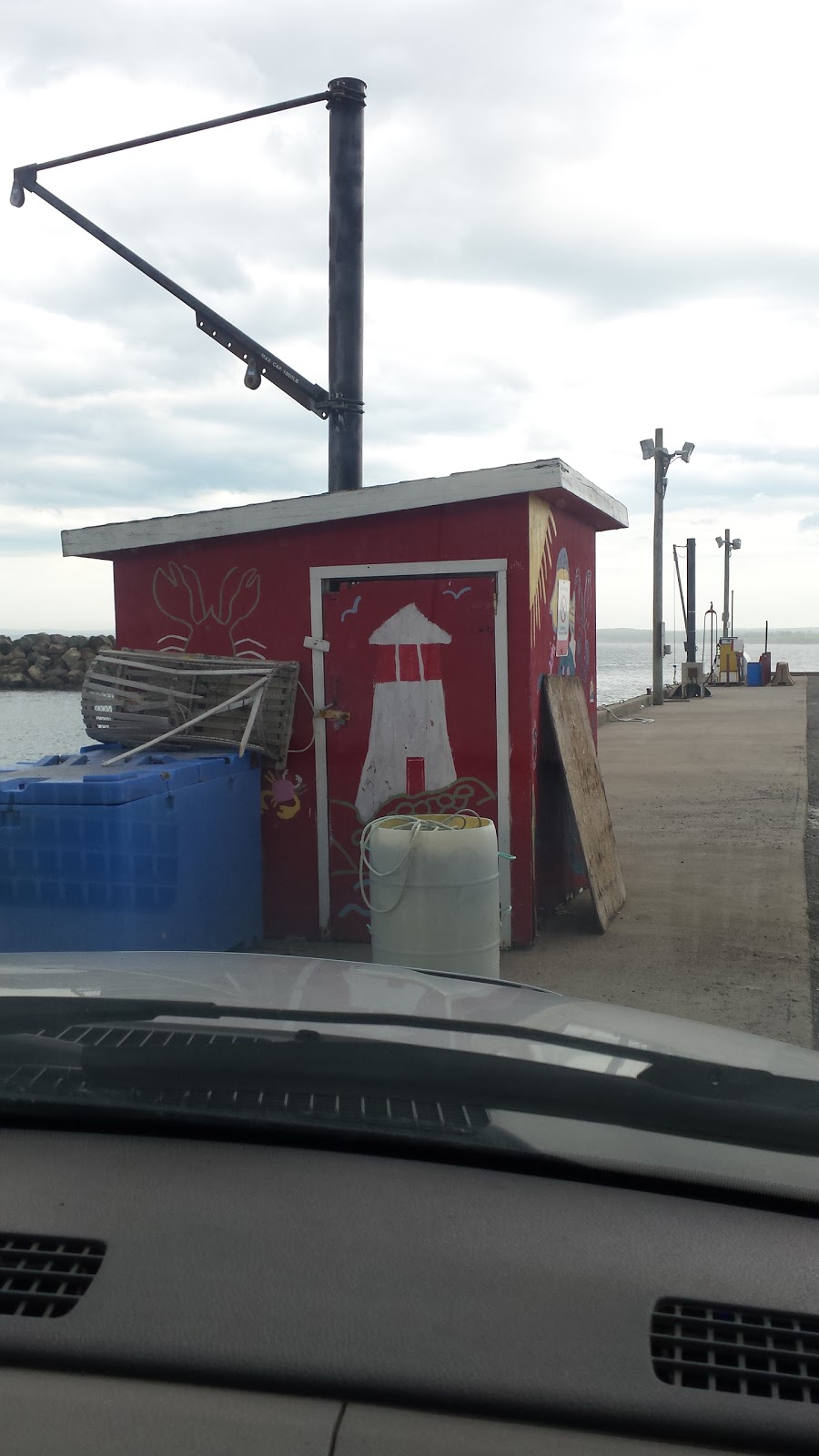 Love Me Fish & Lobster Inc | 311 Bayfield Beach Rd, Afton Station, NS B0H 1A0, Canada | Phone: (902) 386-2981