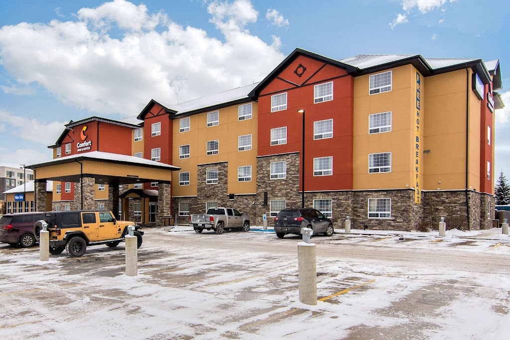 Comfort Inn & Suites | 6846 66 St, Red Deer, AB T4P 3T5, Canada | Phone: (403) 348-0025