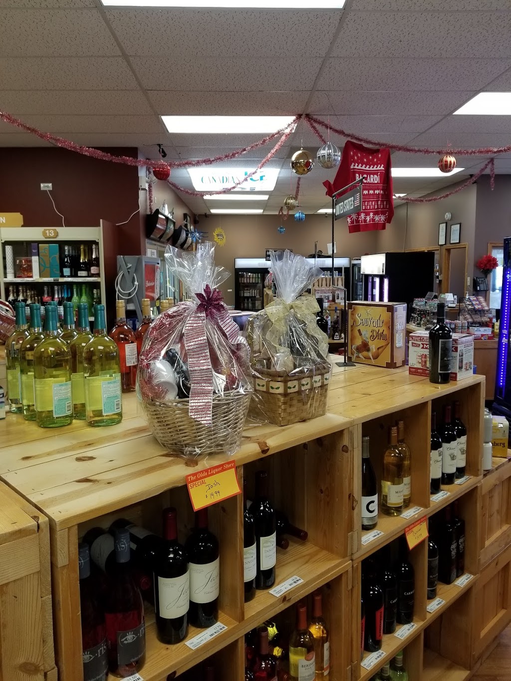 Olds Liquor Store | 5221 46 St, Olds, AB T4H 1T5, Canada | Phone: (403) 556-7366