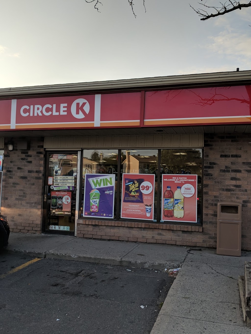 Circle K | 385 Tompkins Ave, Orléans, ON K1E 3H4, Canada | Phone: (613) 837-7807