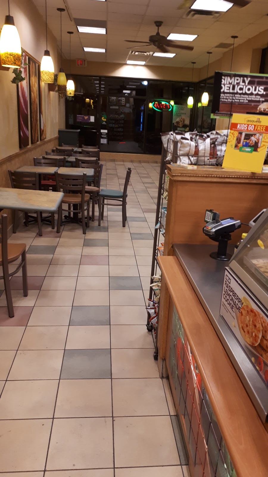 Subway | 936 Dixon Rd, Etobicoke, ON M9W 1J9, Canada | Phone: (416) 679-0808