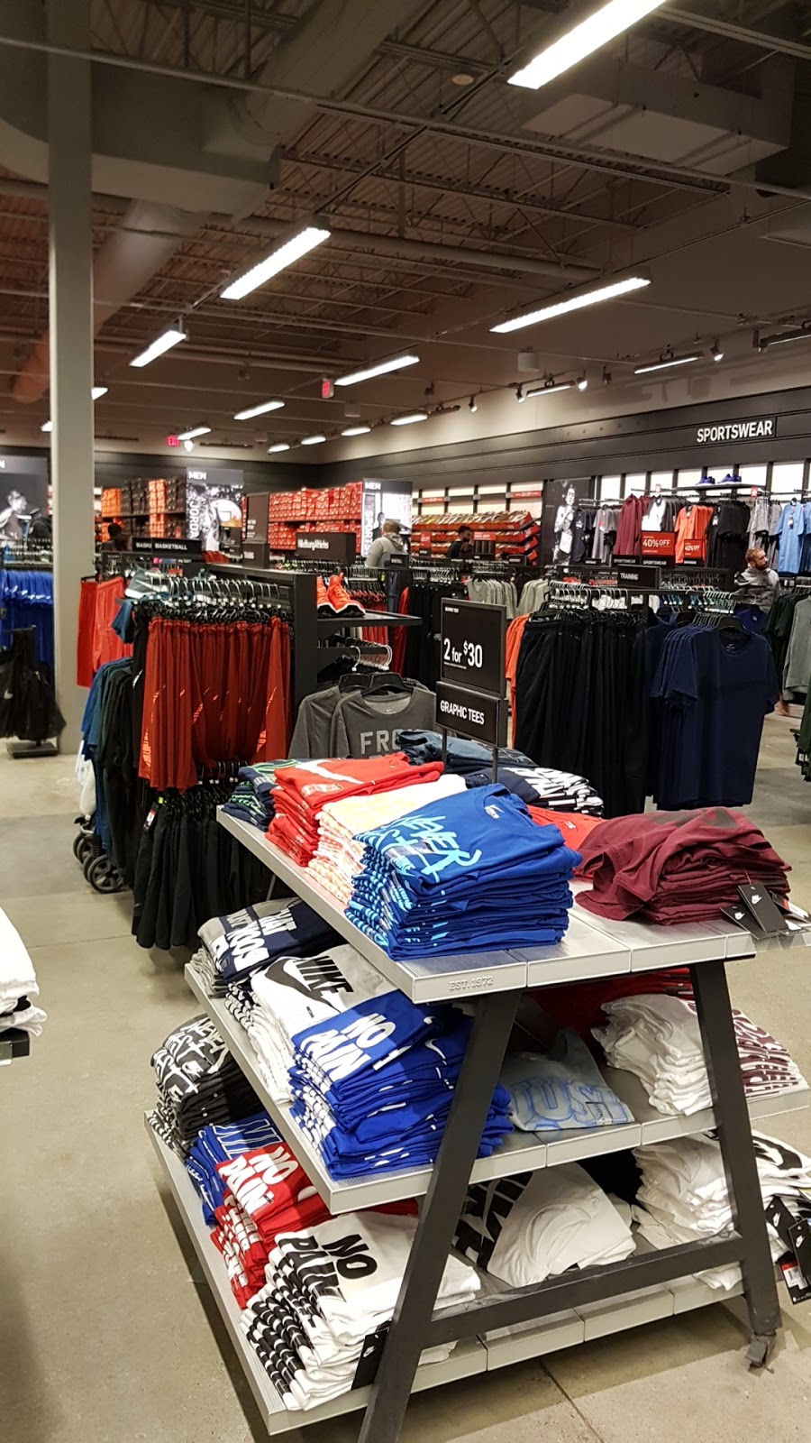 Nike Factory Store | 300 Taylor Rd, Niagara-on-the-Lake, ON L0S 1J0, Canada | Phone: (905) 682-2777