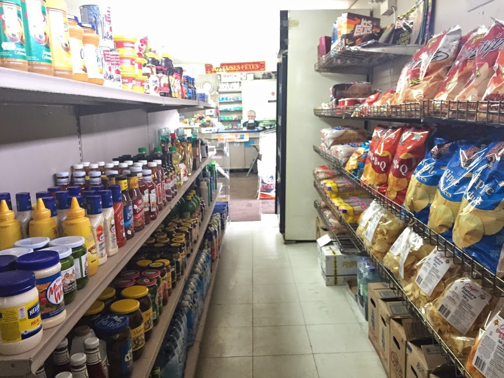 Dépanneur Livraison Langlois | 378 Chemin des Patriotes E, Saint-Jean-sur-Richelieu, QC J3A 1J2, Canada | Phone: (450) 346-2093