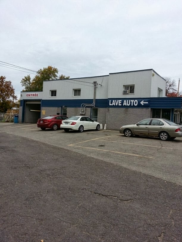 Lave Auto Gi Gi Enr | 1250 Boulevard Arthur-Sauvé, Laval, QC H7R 3W3, Canada | Phone: (450) 627-4698