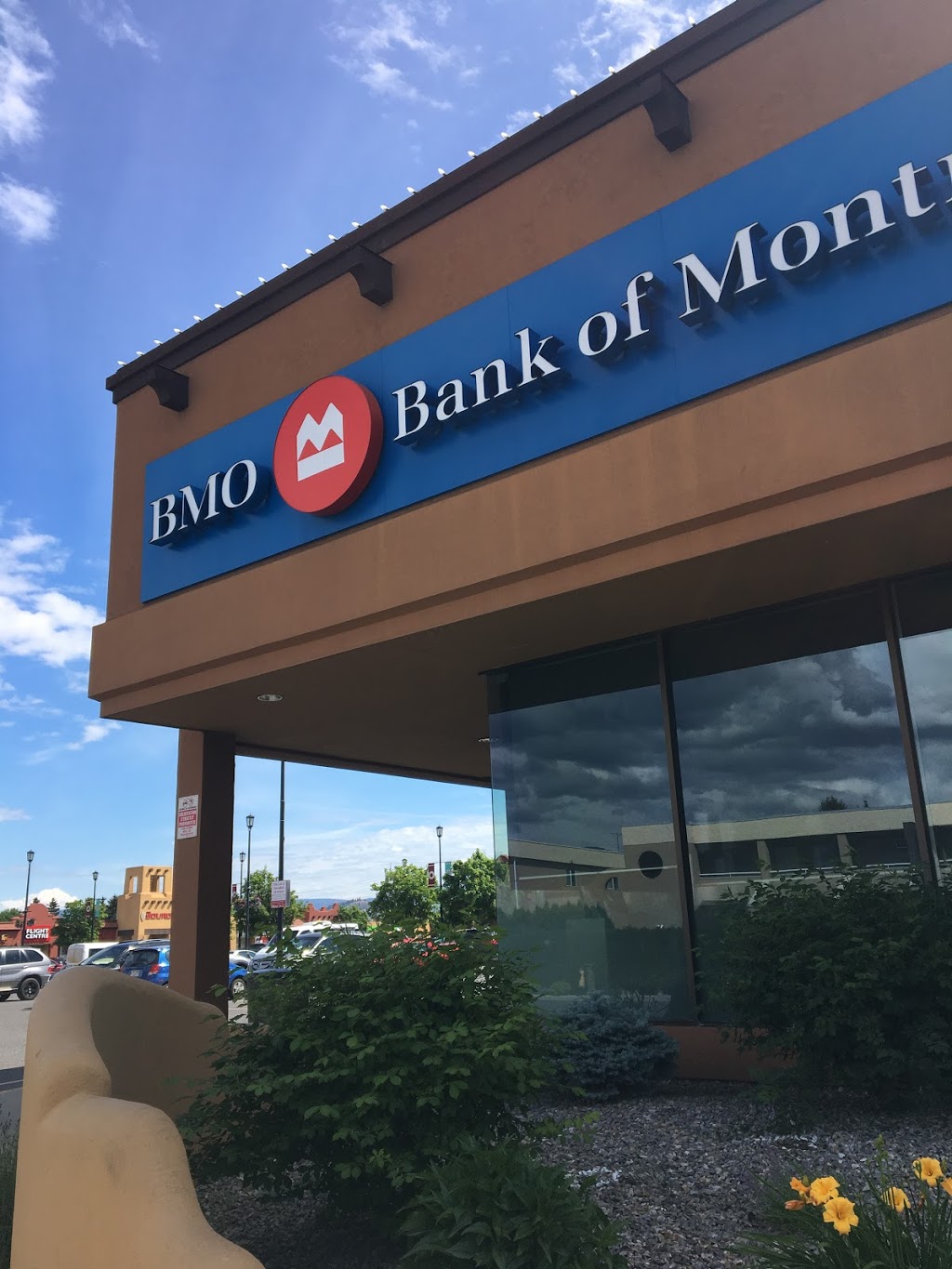 BMO Bank of Montreal | 3155 Lakeshore Rd #16, Kelowna, BC V1W 3S9, Canada | Phone: (250) 861-1651