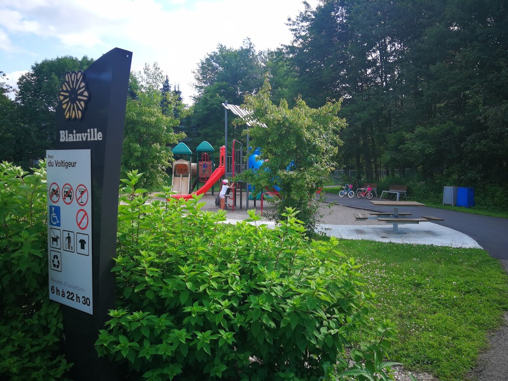 Parc Des Voltigeurs | 114 Rue de la Sentinelle, Blainville, QC J7C 5K6, Canada