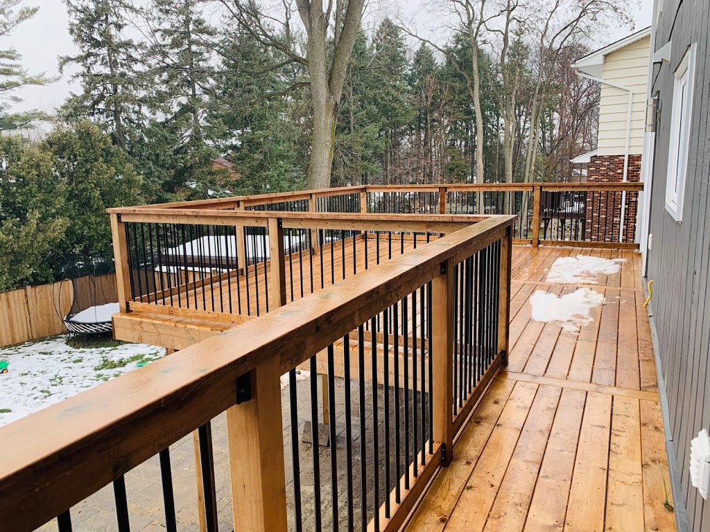 519 Decks & fence | 8525 Parkhouse Dr, Mount Brydges, ON N0L 1W0, Canada | Phone: (519) 670-6532