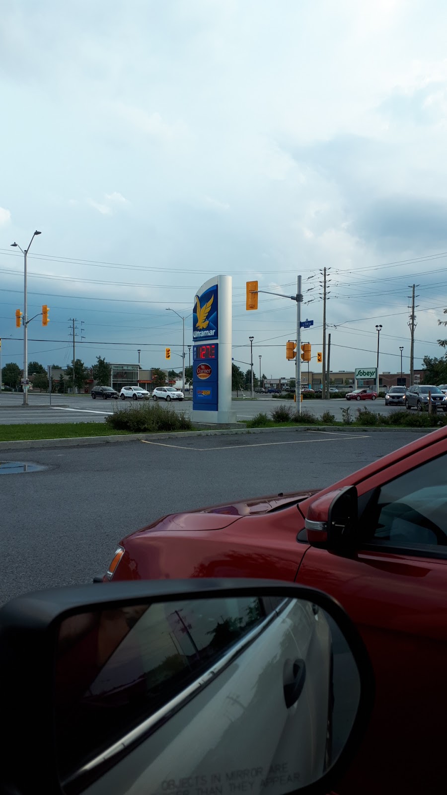 Ultramar | 1985 Trim Rd, Orléans, ON K4A 4R7, Canada | Phone: (613) 824-3501