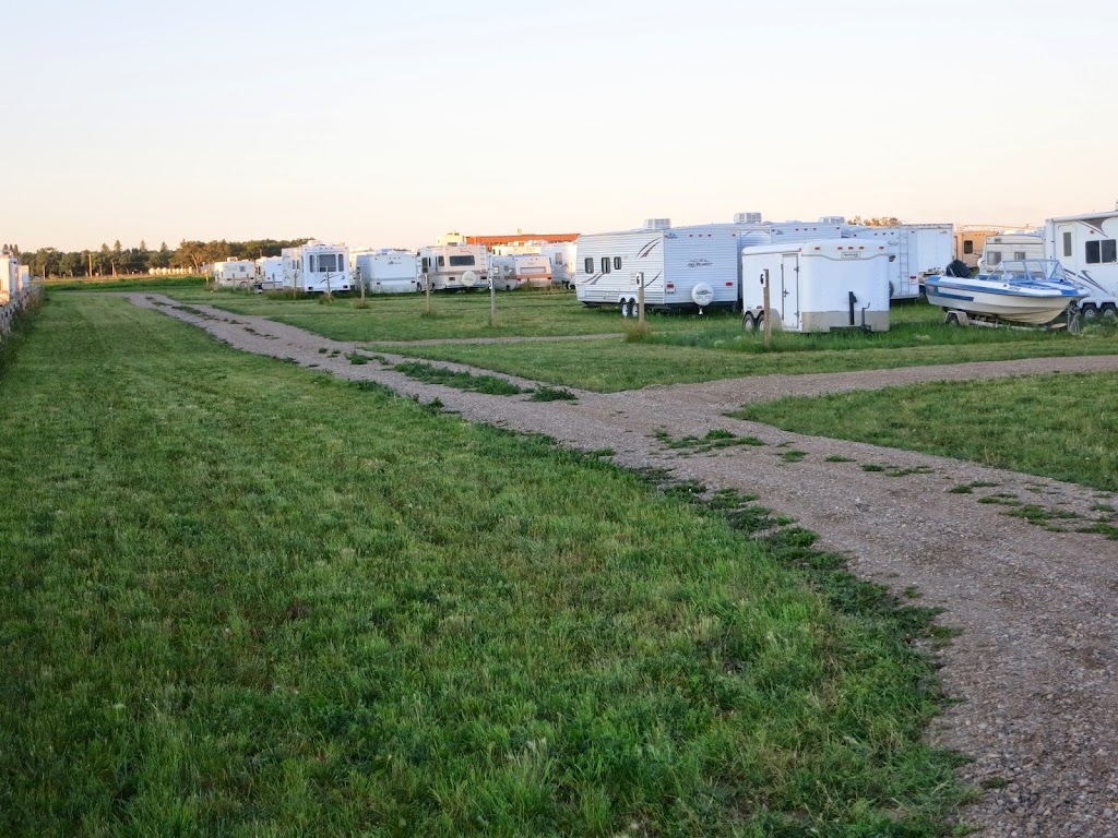 Sunnyside RV Storage | #1, 90066, Range Rd 212, Lethbridge County, AB T1J 5P8, Canada | Phone: (403) 382-1639